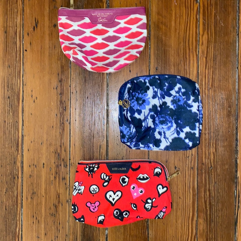 estee lauder makeup/toiletry bag 🦋